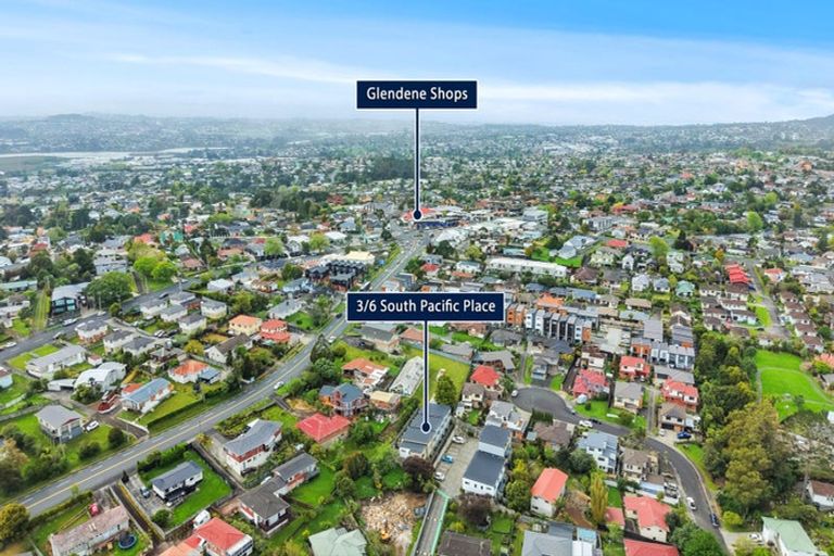 Photo of property in 3/6 South Pacific Place, Henderson, Auckland, 0612