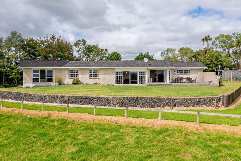 Photo of property in 180 Port Albert Road, Wellsford, 0900