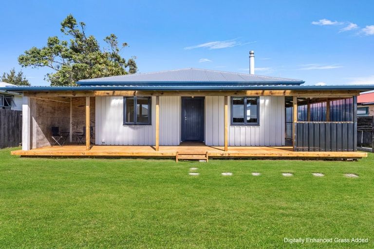 Photo of property in 5 Julian Road, Warea, New Plymouth, 4381