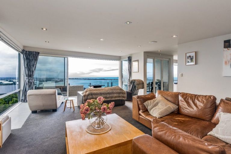 Photo of property in 42b Marama Crescent, Mount Pleasant, Christchurch, 8081