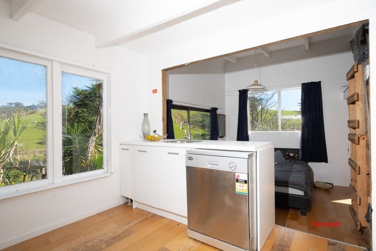 Photo of property in 82 Ross Lane, Kumeu, 0891