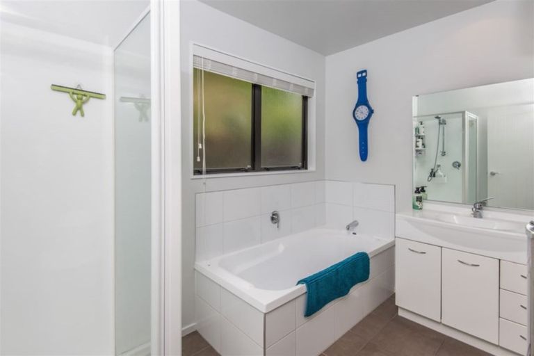 Photo of property in 12a Cambrian Street, Churton Park, Wellington, 6037