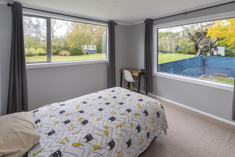 Photo of property in 16 Round Hill Road, Reidston, Oamaru, 9492