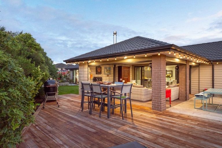 Photo of property in 14 Awatiro Drive, Kaukapakapa, 0871