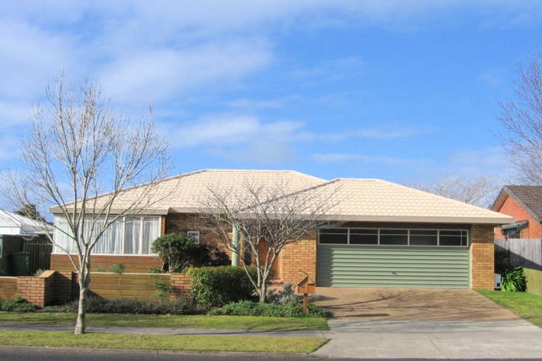 Photo of property in 76 Ashurst Avenue, Pukete, Hamilton, 3200