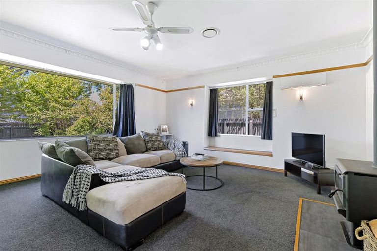 Photo of property in 80 Northcote Road, Northcote, Christchurch, 8052