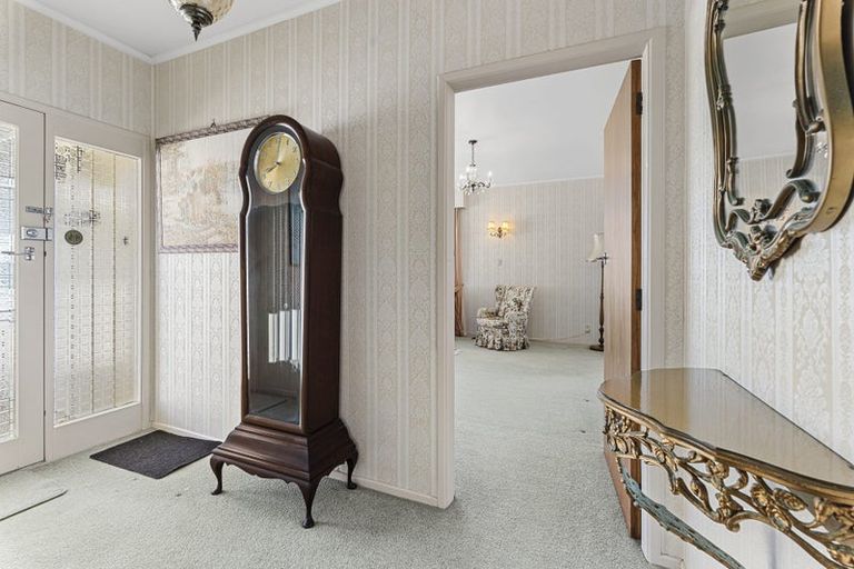 Photo of property in 34 Hamblyn Street, Strandon, New Plymouth, 4312