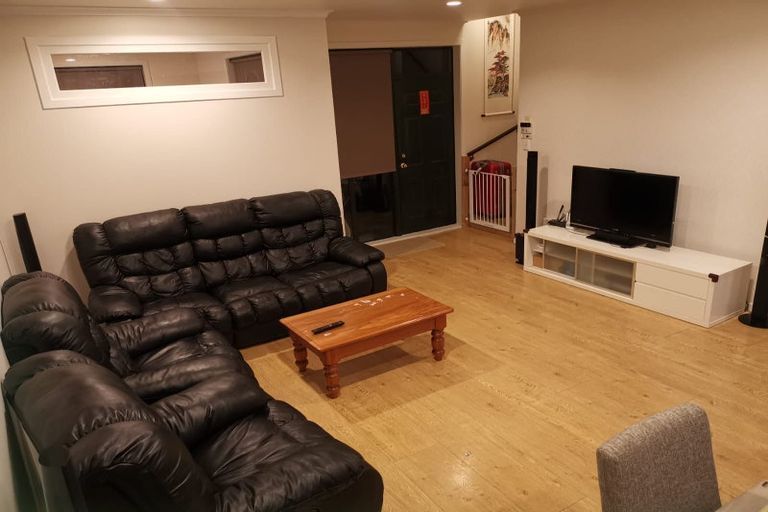 Photo of property in Tuscany Towers, 30/1 Ambrico Place, New Lynn, Auckland, 0600