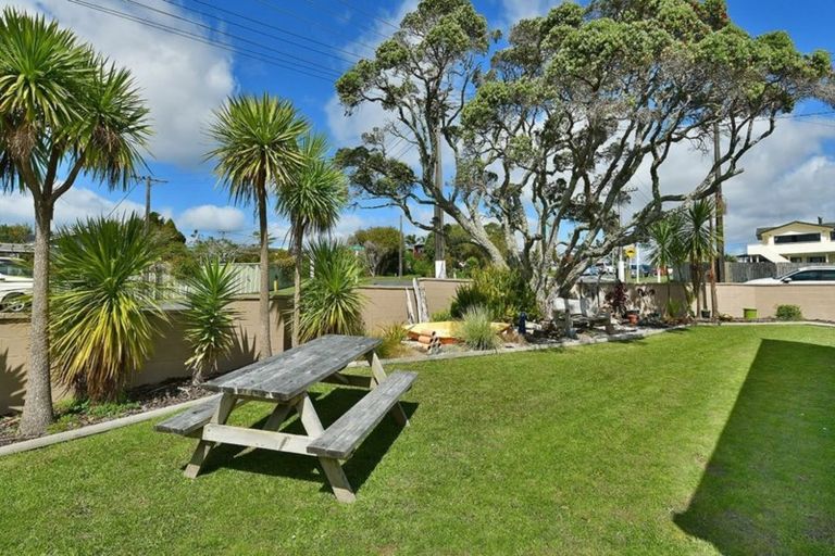 Photo of property in 2 Washington Avenue, Snells Beach, 0920