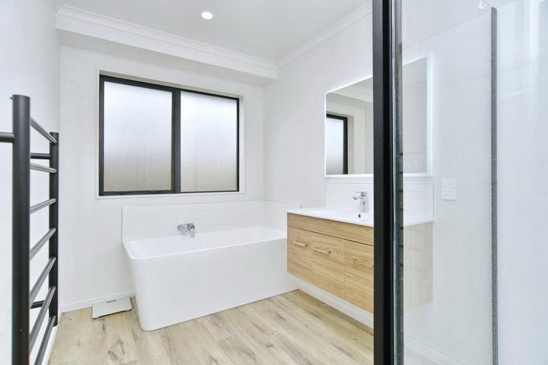 Photo of property in 5 Clare Street, Woodend, 7610