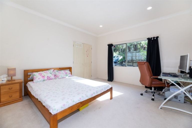 Photo of property in 279c Royal Road, Massey, Auckland, 0614