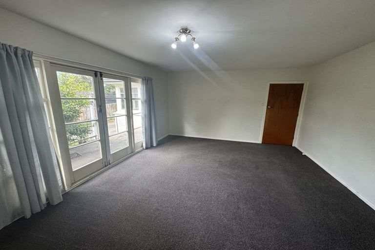 Photo of property in 4 Gladson Avenue, Sockburn, Christchurch, 8042