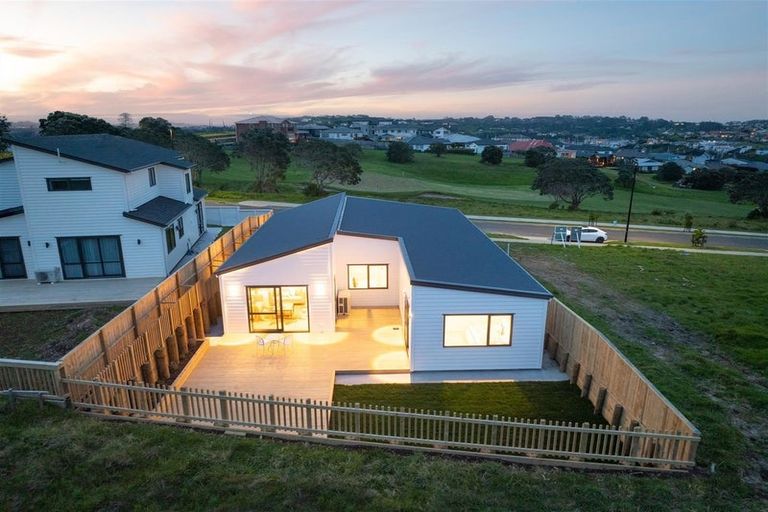 Photo of property in 69 Ta Moko Drive, Gulf Harbour, 0930