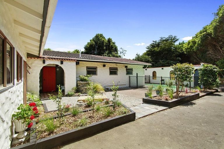 Photo of property in 18-20 Emerald Glen Road, Paekakariki, Paraparaumu, 5032