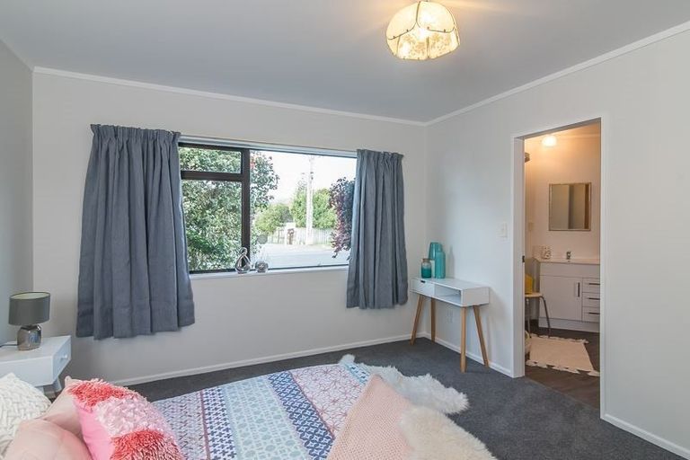 Photo of property in 51b Tutanekai Street, Paraparaumu, 5032