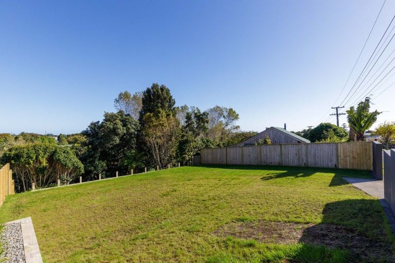 Photo of property in 186 Mangorei Road, Merrilands, New Plymouth, 4312