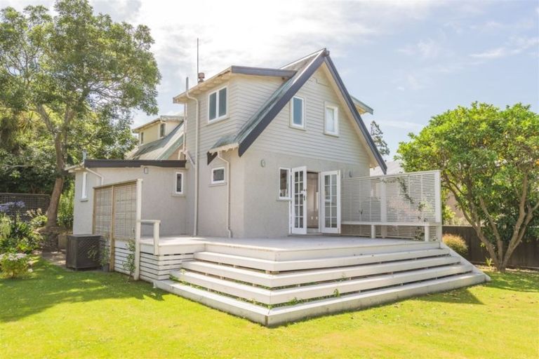 Photo of property in 130 Anzac Parade, Whanganui East, Whanganui, 4500
