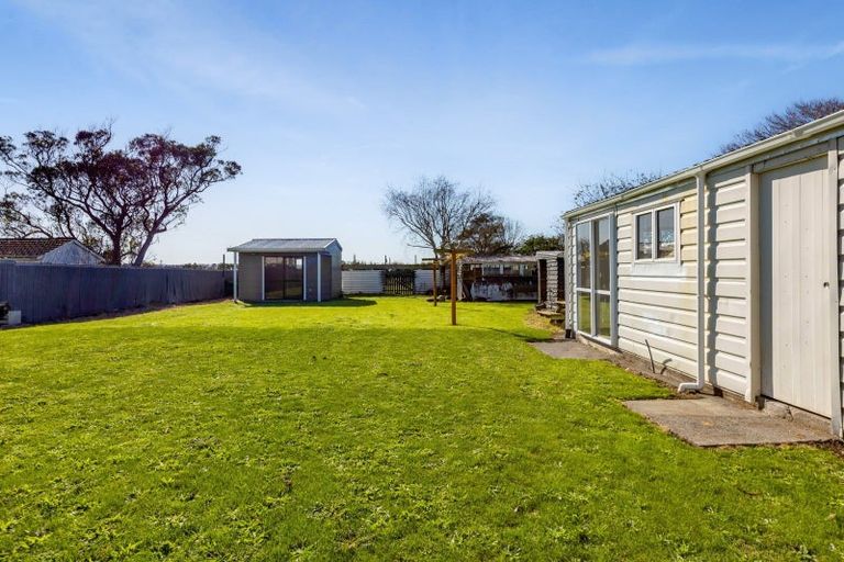 Photo of property in 84 Glover Road, Hawera, 4610