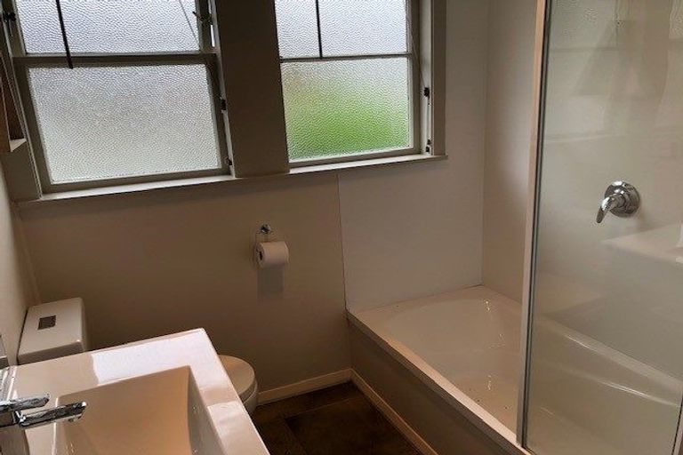 Photo of property in 19 Shakespeare Avenue, Trentham, Upper Hutt, 5018