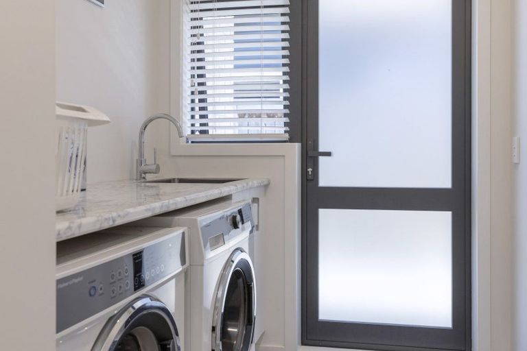 Photo of property in 32 Huka Heights Drive, Rangatira Park, Taupo, 3330