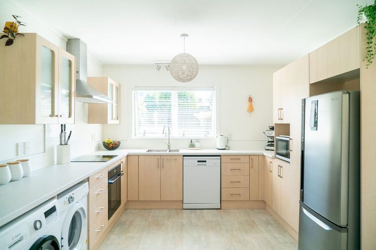 Photo of property in 8 Linklater Avenue, Bellevue, Tauranga, 3110