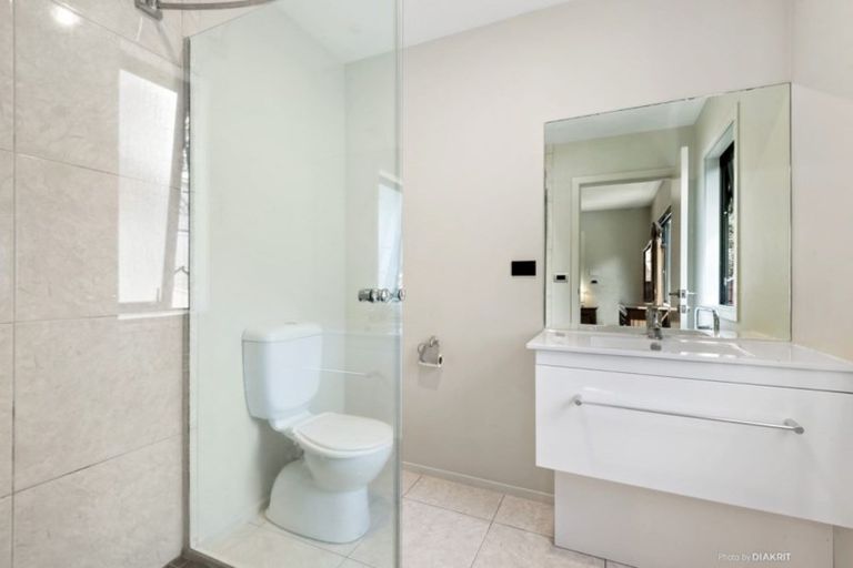 Photo of property in 3 Atahu Grove, Tirohanga, Lower Hutt, 5010