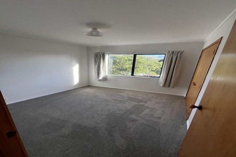 Photo of property in 11a John Road, Stanmore Bay, Whangaparaoa, 0932