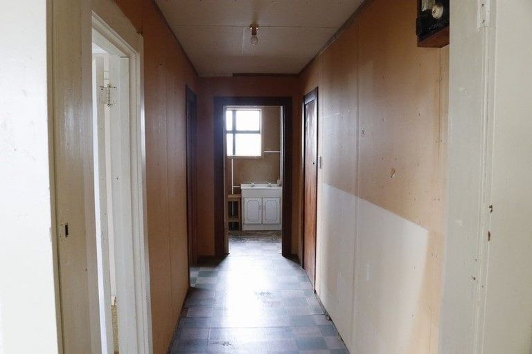 Photo of property in 56 Matai Street, Castlecliff, Whanganui, 4501