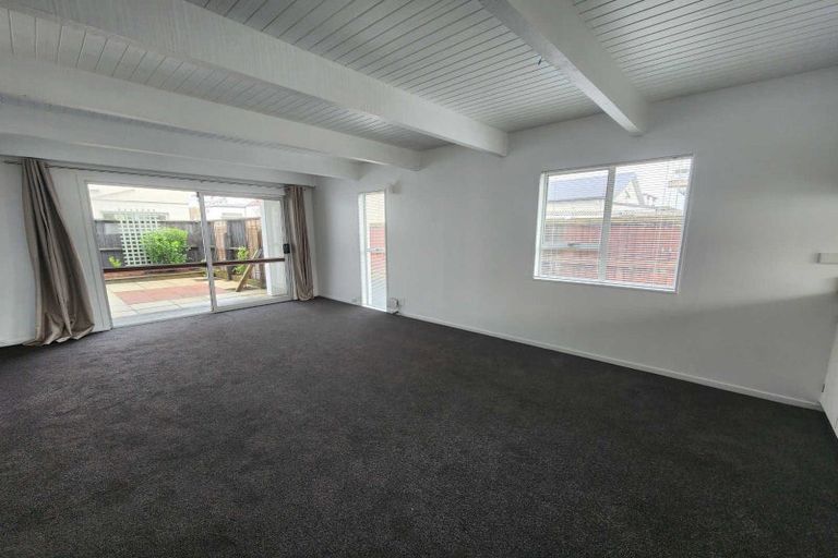 Photo of property in 3/129 Canon Street, Edgeware, Christchurch, 8013