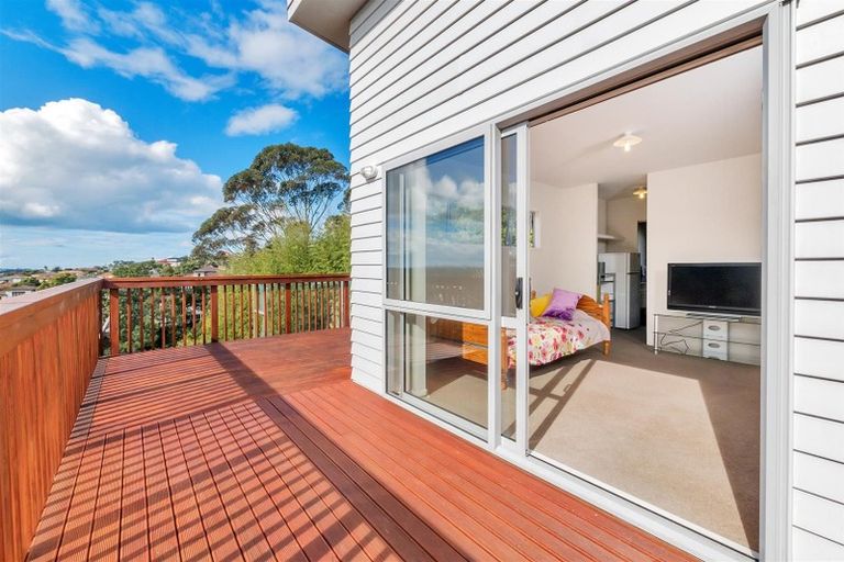 Photo of property in 139 Albany Highway, Unsworth Heights, Auckland, 0632