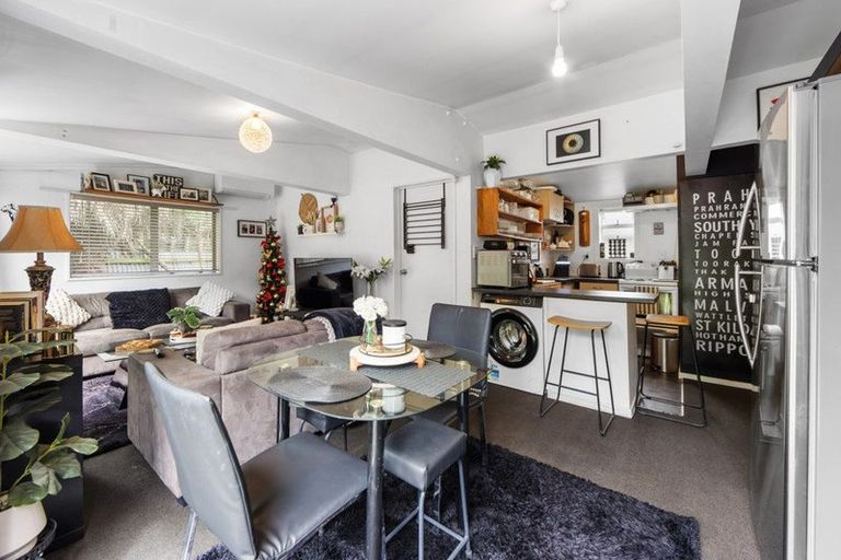 Photo of property in 12 Denvir Street, Strowan, Christchurch, 8052