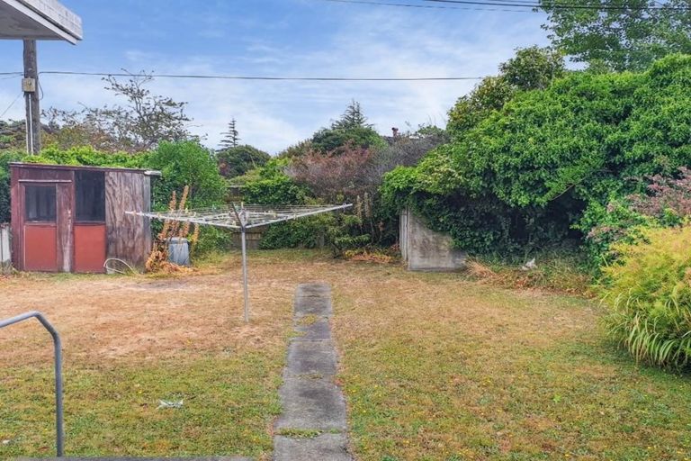 Photo of property in 34 Guthrie Street, Waterloo, Lower Hutt, 5011