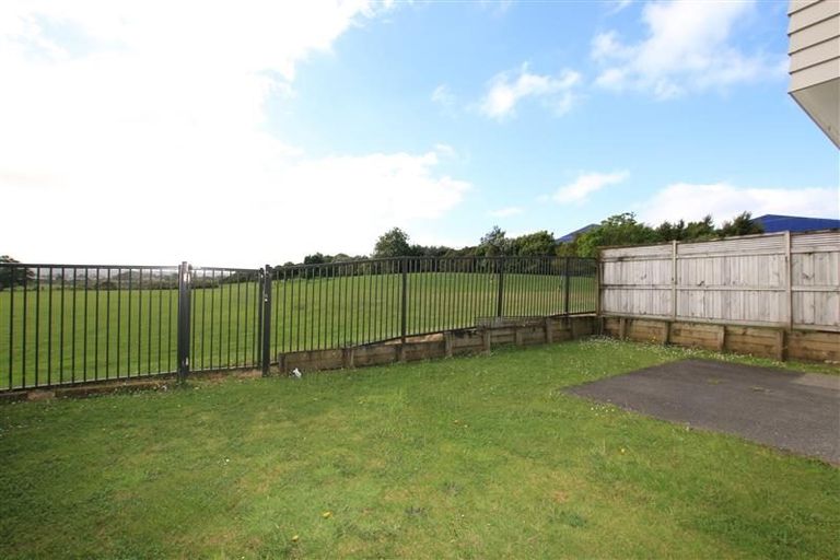 Photo of property in 14 Mulvaney Crescent, Henderson, Auckland, 0612