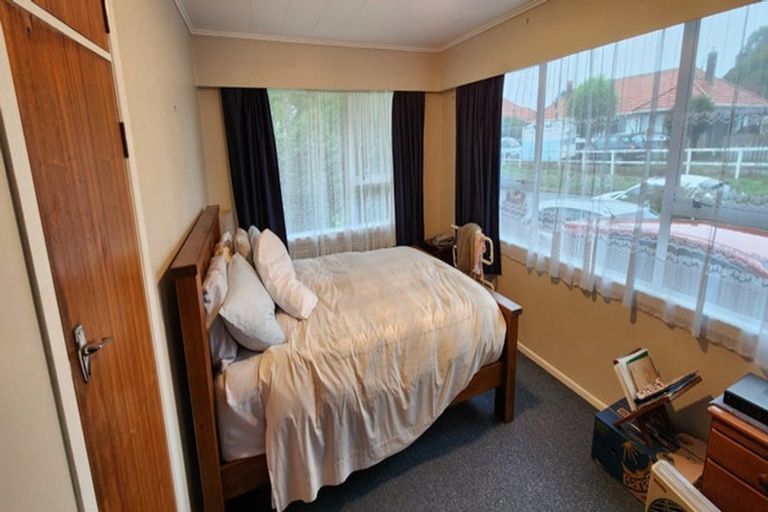 Photo of property in 118 Frankley Road, Frankleigh Park, New Plymouth, 4310