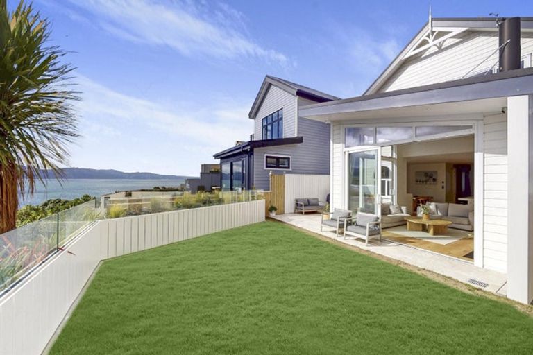 Photo of property in 57 Roxburgh Street, Mount Victoria, Wellington, 6011