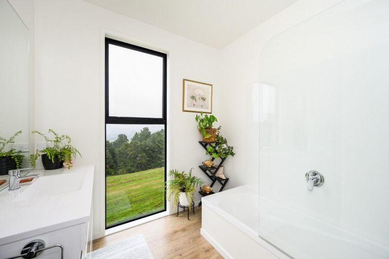 Photo of property in 114 Pigs Head Road, Whakapara, Hikurangi, 0184