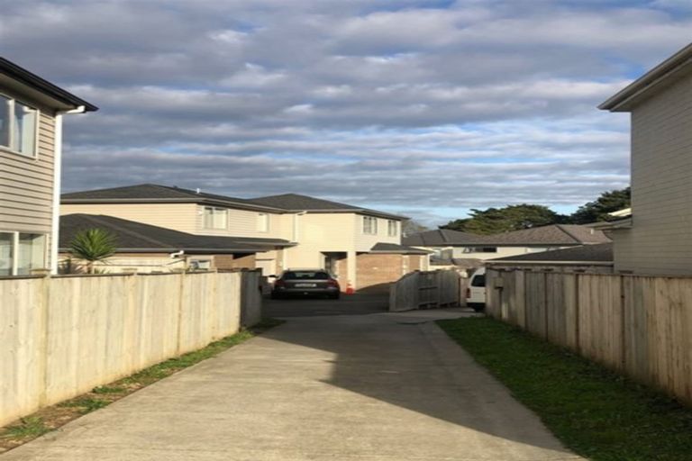 Photo of property in 21b Stamford Crescent, Flat Bush, Auckland, 2019