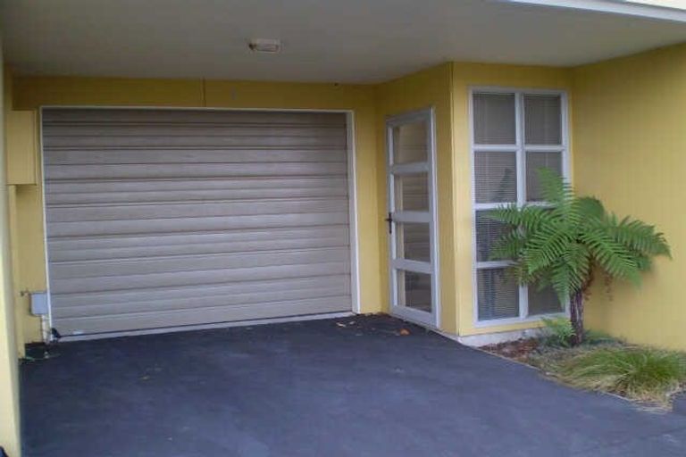 Photo of property in 10/54 Champion Street, Edgeware, Christchurch, 8013