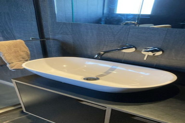 Photo of property in 4 Pendeen Crescent, Jacks Point, Queenstown, 9371