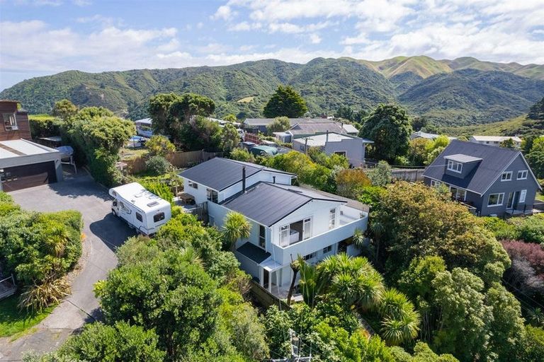 Photo of property in 57 Gordon Road, Plimmerton, Porirua, 5026