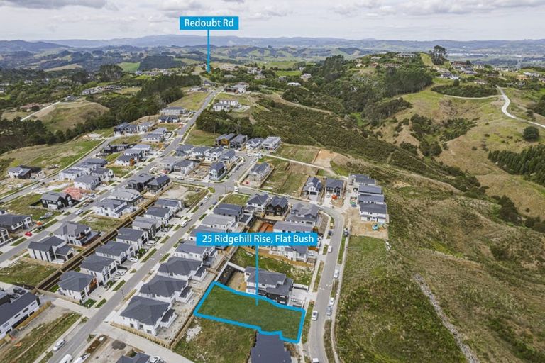 Photo of property in 25 Ridgehill Rise, Flat Bush, 2019