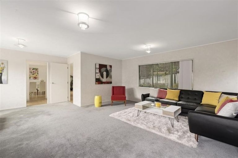Photo of property in 41 Westpark Drive, West Harbour, Auckland, 0618