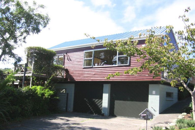 Photo of property in 5 Krishna Way, Khandallah, Wellington, 6035