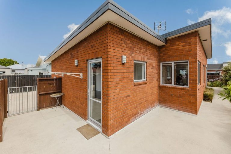 Photo of property in 15 Eskvale Street, Saint Kilda, Dunedin, 9012