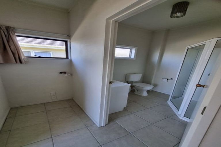 Photo of property in 8 Park Estate Road, Rosehill, Papakura, 2113