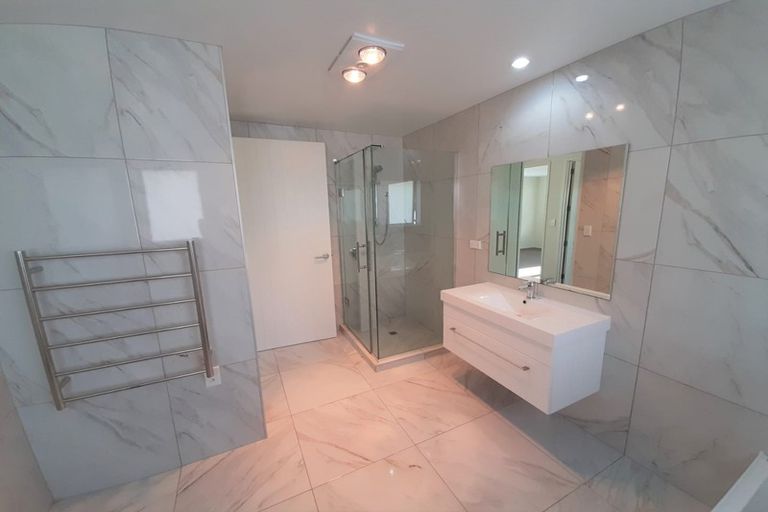 Photo of property in 12 Butler Stoney Crescent, Silverdale, 0932