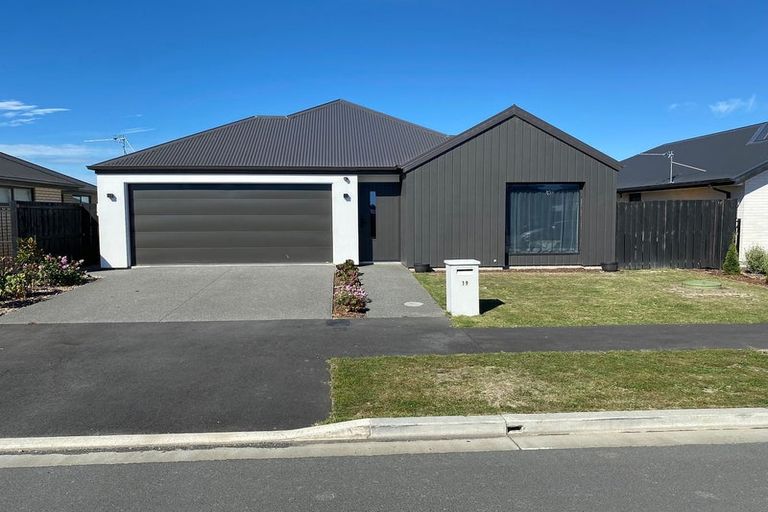 Photo of property in 19 Navarra Road, Halswell, Christchurch, 8025