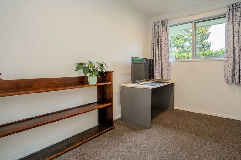 Photo of property in 17 Sarawak Drive, Kerikeri, 0230