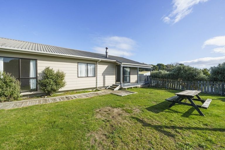Photo of property in 30 Pitoitoi Street, Otaihanga, Paraparaumu, 5036