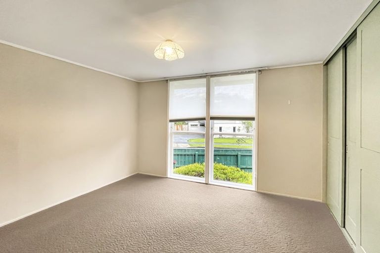 Photo of property in 31 Viewmont Drive, Harbour View, Lower Hutt, 5010